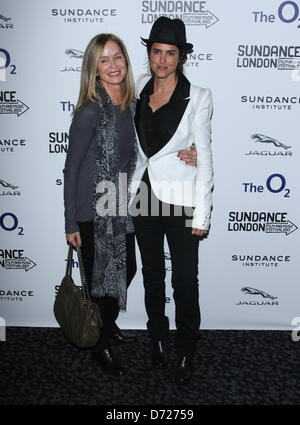 FRANCESCA GREGORINI & Barbara Bach Emanuel e la verità circa i pesci. INTERNATIONAL PREMIERE al Sundance Film di Londra e um Foto Stock