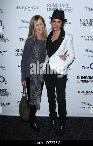 FRANCESCA GREGORINI & Barbara Bach Emanuel e la verità circa i pesci. INTERNATIONAL PREMIERE al Sundance Film di Londra e um Foto Stock