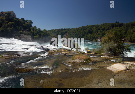 Neuhausen, Svizzera, guarda le Cascate del Reno Foto Stock