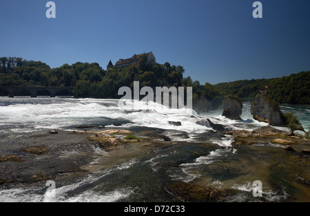 Neuhausen, Svizzera, guarda le Cascate del Reno Foto Stock