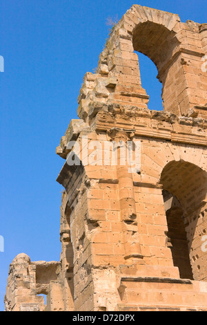 Anfiteatro romano, il terzo più grande al mondo, patrimonio mondiale dell UNESCO, El Jem, Tunisia Foto Stock