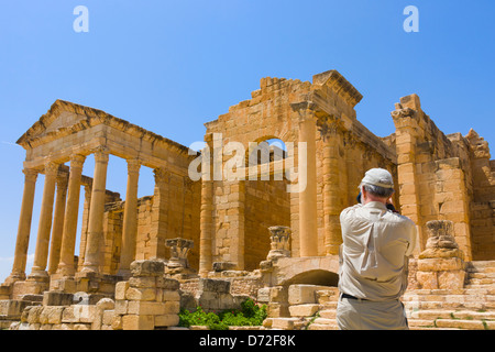 Fotografare Turistiche Rovine di Sbeitla, Tunisia Foto Stock