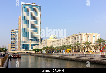 Al Qasba Area in Sharjah Emirati Arabi Uniti, Emirati arabi uniti Foto Stock