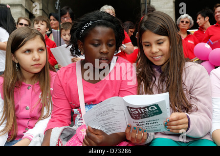 Bochum, Germania, cantare Giorno della canzone, Bochum il principale evento presso la piazza del Municipio Foto Stock