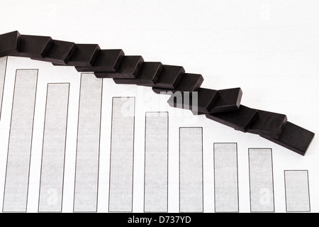 Il concetto di business - caduti domino e lo schema di vendita Foto Stock