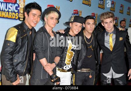 IM5 presso gli arrivi per Radio Disney Music Awards, Nokia Theater in L.A. LIVE, Los Angeles, CA, 27 aprile 2013. Foto di: Dee Cercone/Everett Collection Foto Stock