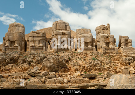 Statue di pietra a Nemrut Dagi, vicino Adiyaman, Turchia Foto Stock