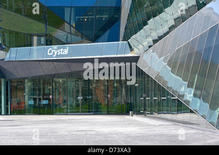 Edificio moderno in cristallo con esposizioni educative e mostre sullo sviluppo sostenibile della città di Siemens Royal Victoria Dock nella zona est di Londra Inghilterra Foto Stock