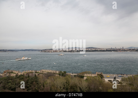 Vista panoramica sul Mar di Marmara dal Palazzo Topkapi, Istanbul, Turchia. Foto Stock