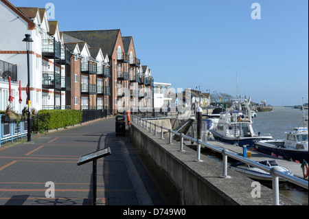 Facciata del porto, Littlehampton, West Sussex Foto Stock