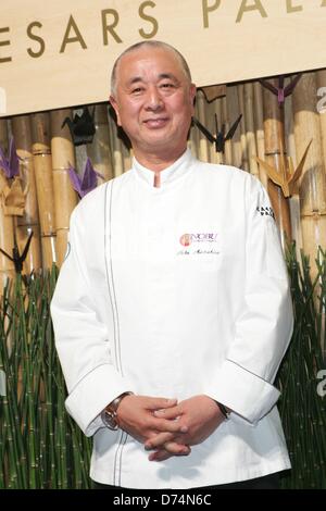 Las Vegas, Stati Uniti d'America. Il 28 aprile 2013. Nobu Matsuhisa a Nobu Hotel Ristorante e Lounge Grand Opening, Giardino degli dèi piscina Oasis Hotel Nobul Caesars Palace Las Vegas NV, Aprile 28, 2013. Foto di: James Atoa/Everett raccolta/Alamy Live News Foto Stock