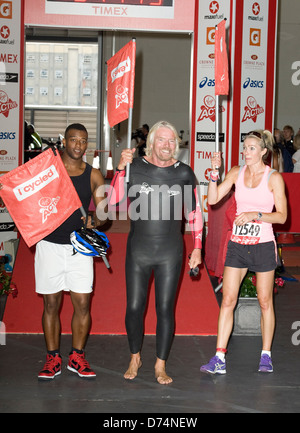 Oritse Williams, Richard Branson, Nell McAndrew Virgin Active Triathlon di Londra presso l'ExCeL di Londra centro di convenzione di Londra, Foto Stock