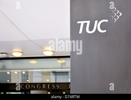 Londra, Inghilterra, Regno Unito. TUC / Sindacali sede del Congresso, la casa dei congressi' Great Russell Street Foto Stock