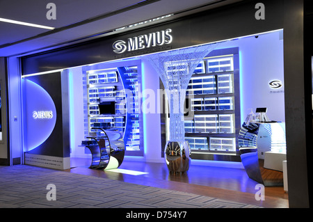 Mevius boutique, duty free shop, Narita aeroporto, Giappone Foto Stock