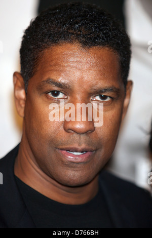 Denzel Washington al 'Safe House' premiere presso il Teatro SVA - Arrivi New York City, Stati Uniti d'America - 07.02.12 Foto Stock