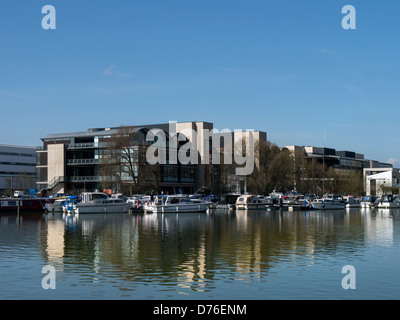 LINCOLN, Regno Unito - 20 APRILE 2013: Brayford Waterfront a Lincoln Foto Stock