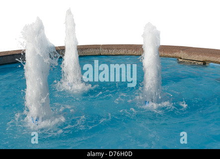 Scenario di acqua con 3 Piccole fontane in retro bianco Foto Stock