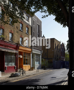 Alex Monroe Studio, Snowsfields, Londra, Regno Unito. Architetto: DSDHA, 2012. Street Elevazione di area di conservazione. Foto Stock