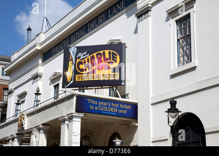 'Charlie e la Fabbrica di Cioccolato" diretto da Sam Mendes al Theatre Royal Drury Lane, Londra Foto Stock