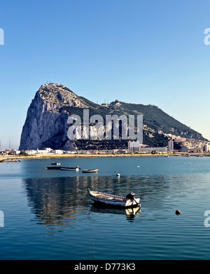 8703. La roccia da La Linea in Spagna, Gibilterra, Europa Foto Stock