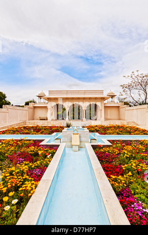 Indian Char Bagh giardino, Hamilton Gardens, Hamilton, Waikato, Nuova Zelanda. Foto Stock