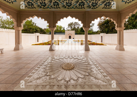 Indian Char Bagh giardino, Hamilton Gardens, Hamilton, Waikato, Nuova Zelanda. Foto Stock