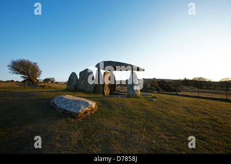 Pentre Ifan sepoltura camera, Pembrokeshire, Wales, Regno Unito Foto Stock