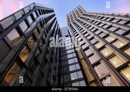 Edificio per uffici dancing torri in Reeperbahn Amburgo, Germania, Europa Foto Stock