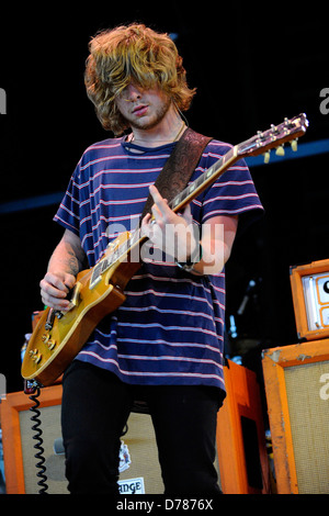 Brad Shultz gabbia l'Elefante esegue sul palco della Molson anfiteatro canadese di Toronto Canada - 07.07.11 Foto Stock