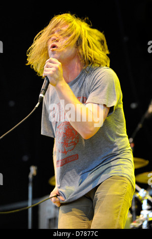 Matthew Shultz gabbia l'Elefante esegue sul palco della Molson anfiteatro canadese di Toronto Canada - 07.07.11 Foto Stock