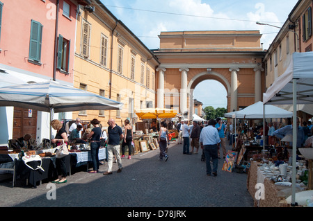 L'Italia, Lombardia, Castelleone, Mercato di Antiquariato Foto Stock