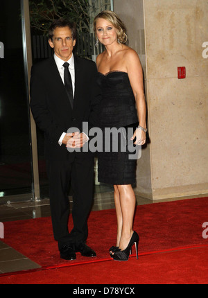 Ben Stiller e Christine Taylor BAFTA Los Angeles 2011 Britannia Awards tenutosi presso il Beverly Hilton hotel di Beverly Hills, Foto Stock