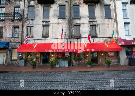 Una vista del fiume Street dolci negozio di caramelle a Savannah, Georgia Foto Stock