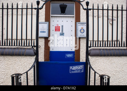 UK Appleby-in-Westmoreland difese al di fuori della stazione di polizia Foto Stock