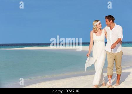 Matura in un bel matrimonio sulla spiaggia Foto Stock