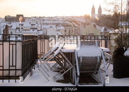 Città vecchia di Wiesbaden in inverno, Hesse, Germania Foto Stock