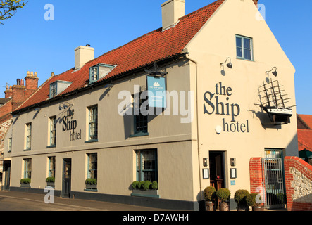 Brancaster, Norfolk, la nave Hotel, England Inglese Regno Unito alberghi locande Inn pub pub Foto Stock