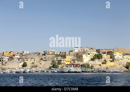 Lago Nasser & NUBIAN VILLAGE A SCELLAL ASWAN EGITTO 10 Gennaio 2013 Foto Stock