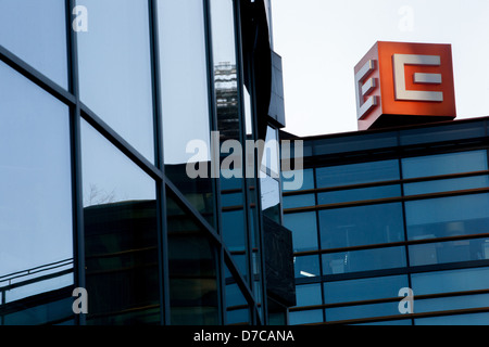 Sede azienda CEZ,Ceco distributore di energia, segno sulla costruzione, Duhová street, Praga Repubblica Ceca Foto Stock