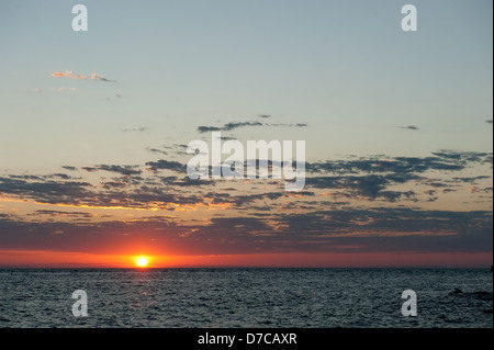 Tramonto sul lago Niassa, Mozambico Foto Stock