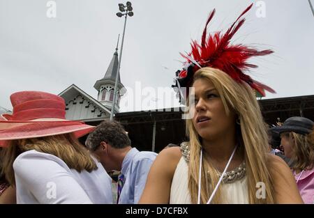 Louisville, Kentucky, Stati Uniti d'America. Il 3 maggio 2013. su Kentucky Oaks giorno a Churchill Downs Louisville, nel Kentucky il 3 maggio 2013. (Immagine di credito: credito: Scott Serio/eclipse/ZUMAPRESS.com/Alamy Live News) Foto Stock