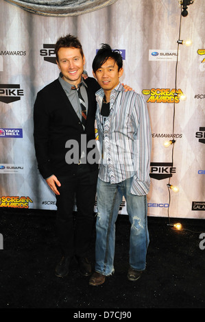 Leigh Whannell e James Wan Spike TV Scream Awards 2011 presso gli Universal Studios - Arrivi CITTÀ UNIVERSALE, California - Foto Stock