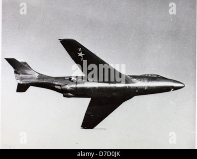 Questa fotografia mostra il McDonnell XF-88 Voodoo, un prototipo di caccia a reazione sviluppato negli anni '1940 L'aereo era alimentato dal motore Westinghouse J34 e fu una parte fondamentale degli sviluppi dell'aviazione militare durante la seconda guerra mondiale Foto Stock