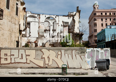 Il vecchio edificio in Havana, Cuba Foto Stock