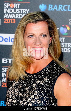 Sally Gunnell assiste il BT Sport Industry Awards 2013 a Battersea Evolution a Battersea Park di Londra. Foto Stock