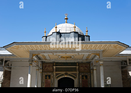 Babüssaade è la terza porta del Palazzo Topkapi ad Istanbul in Turchia Foto Stock
