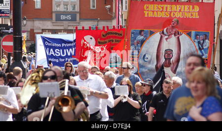 Chesterfield, Regno Unito. Il 6 maggio 2013. Dimostranti al trentaseiesimo popolare di Gala e dimostrazione, Chesterfield, Derbyshire. Regno Unito. Credito: Matthew Taylor / Alamy Live News Foto Stock