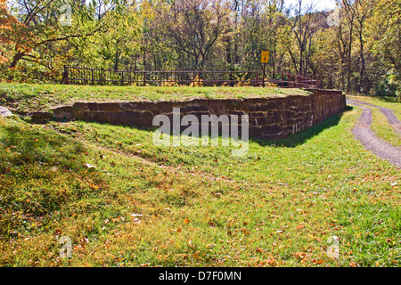 Chesapeake e Ohio Canal acquedotto di quindici Mile Creek. Foto Stock