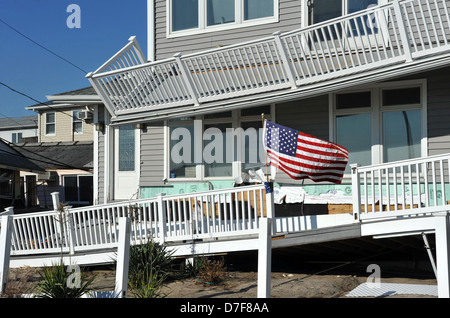 NEW YORK, NY - novembre 09: Scene di uragano Sandy postumi nel punto ariosi parte di Far Rockaway Foto Stock