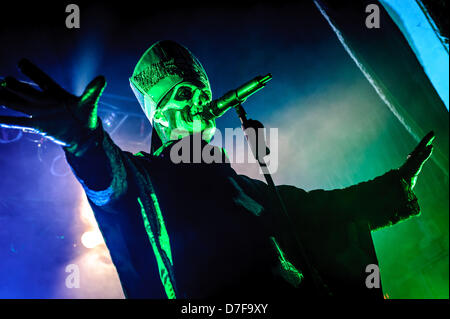 Toronto, Ontario, Canada. Il 6 maggio 2013. Swedish heavy metal band GHOST (noto anche come fantasma a.c. in noi) esegue alla Opera House di Toronto (immagine di credito: credito: Igor Vidyashev/ZUMAPRESS.com/Alamy Live News) Foto Stock